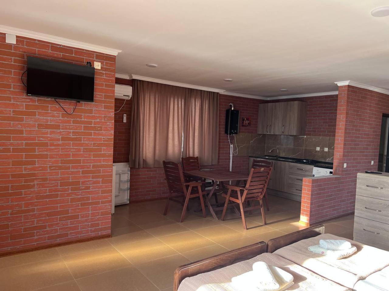 Guest House Rusalka كوبوليتي المظهر الخارجي الصورة
