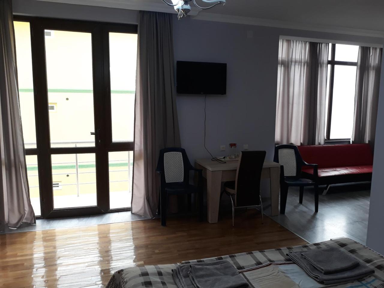 Guest House Rusalka كوبوليتي المظهر الخارجي الصورة